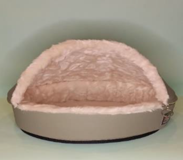 Shirazi Jo - Cat’s bed with Cover